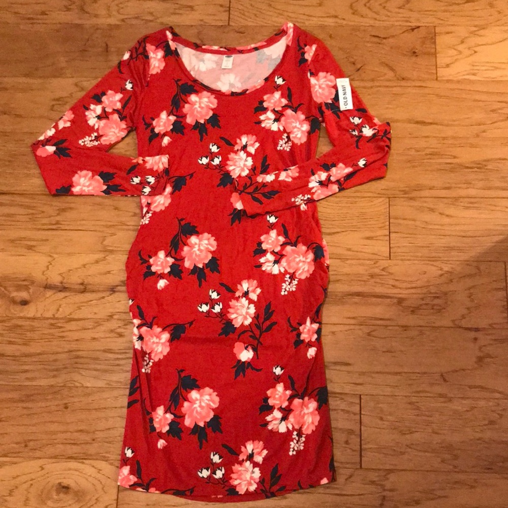 NWT Long sleeve fitted maternity dress